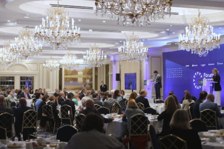 Ms. Maria Luís Albuquerque